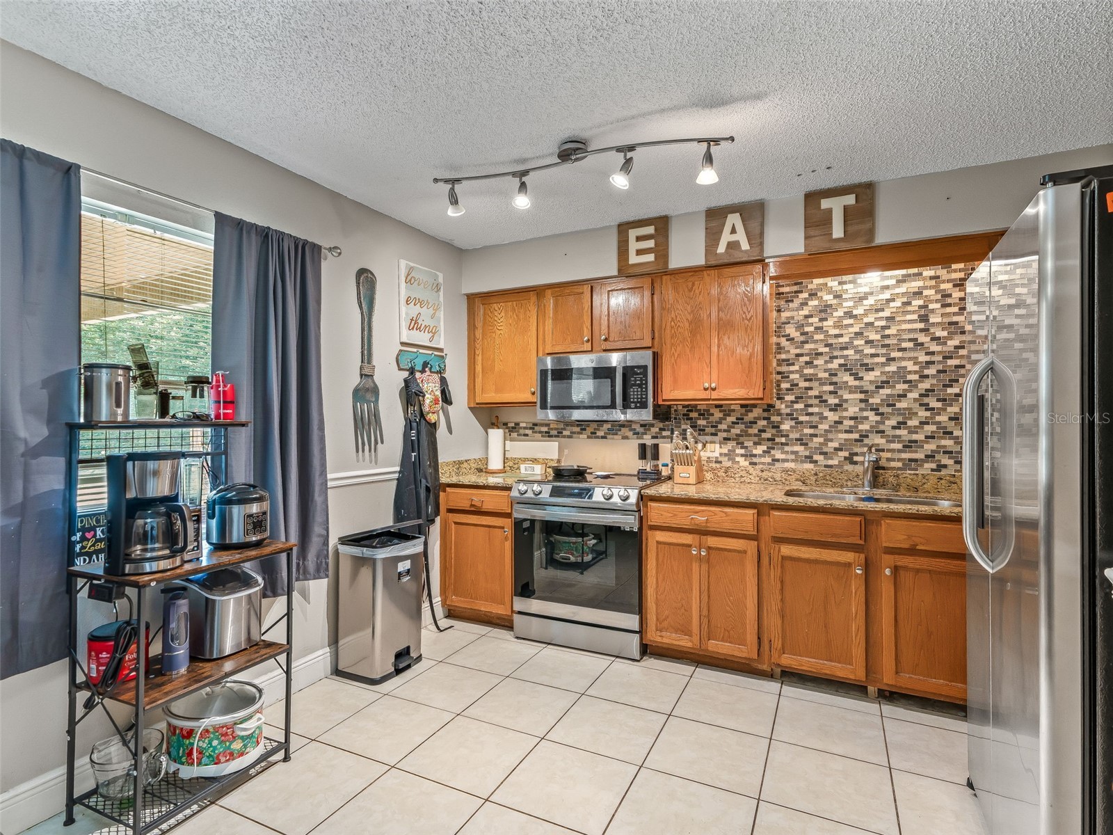 911 Jacaranda Drive Lady Lake FL 32159 OM721984 image8