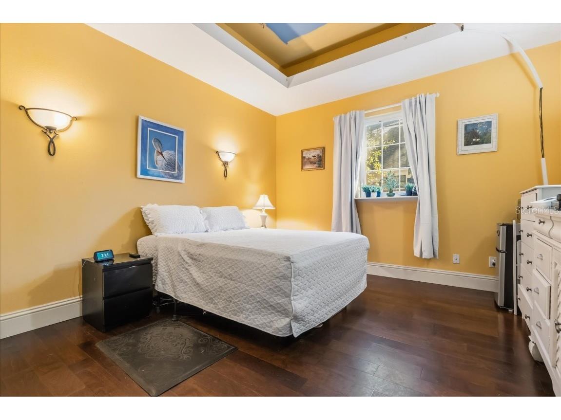 911 Jungle Avenue N Saint Petersburg FL 33710 O6358654 image18