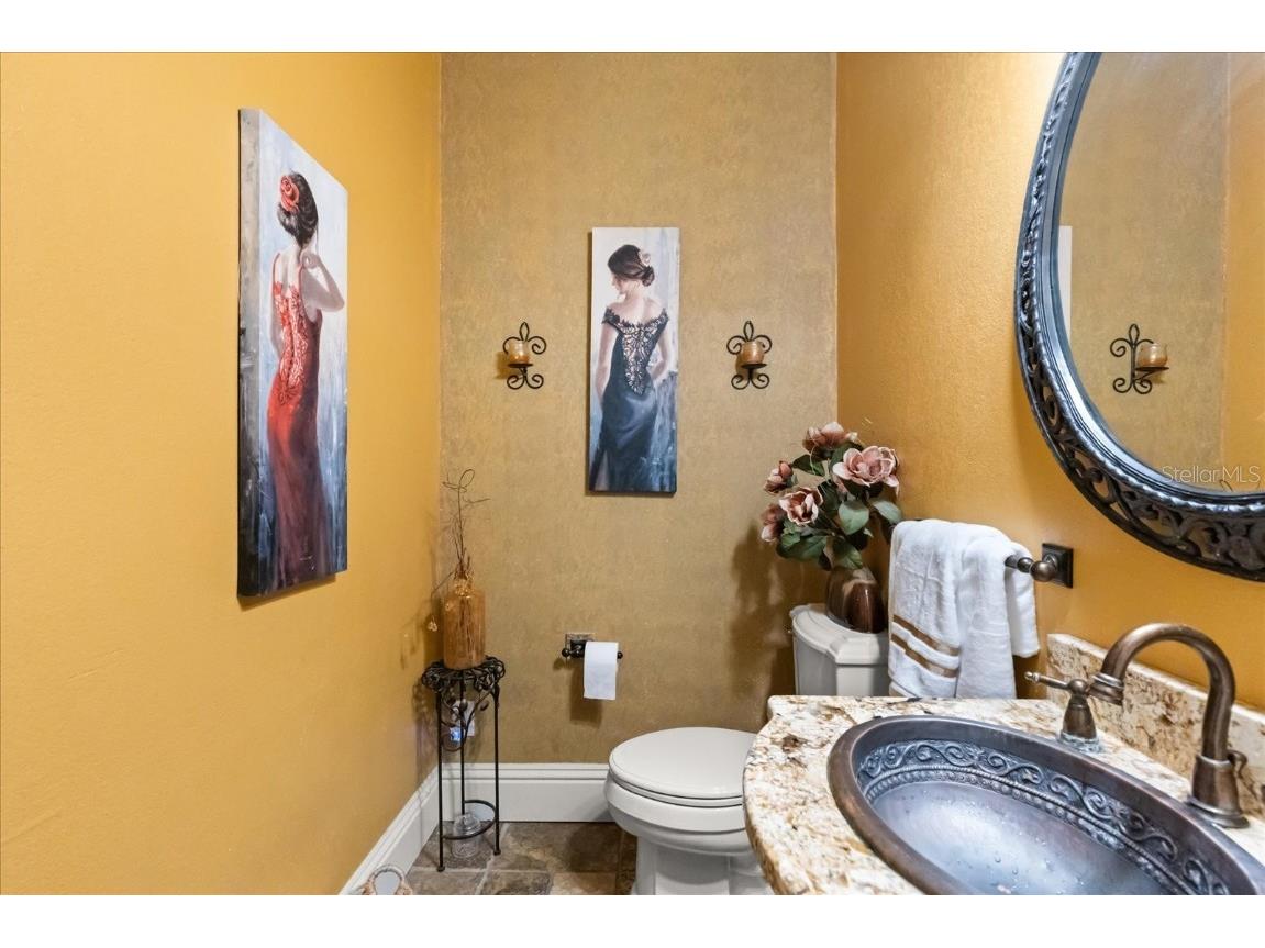 911 Jungle Avenue N Saint Petersburg FL 33710 O6358654 image20