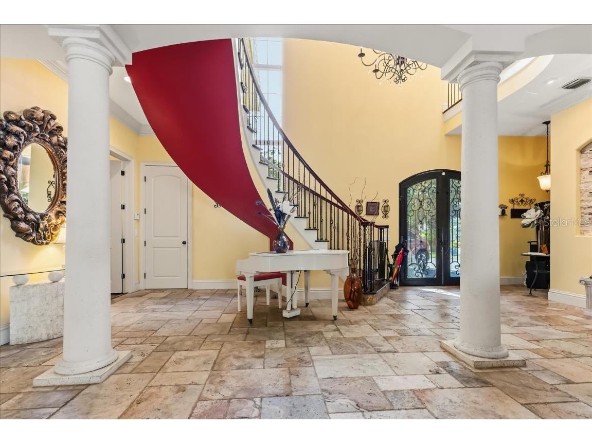 911 Jungle Avenue N Saint Petersburg FL 33710 O6358654 image21