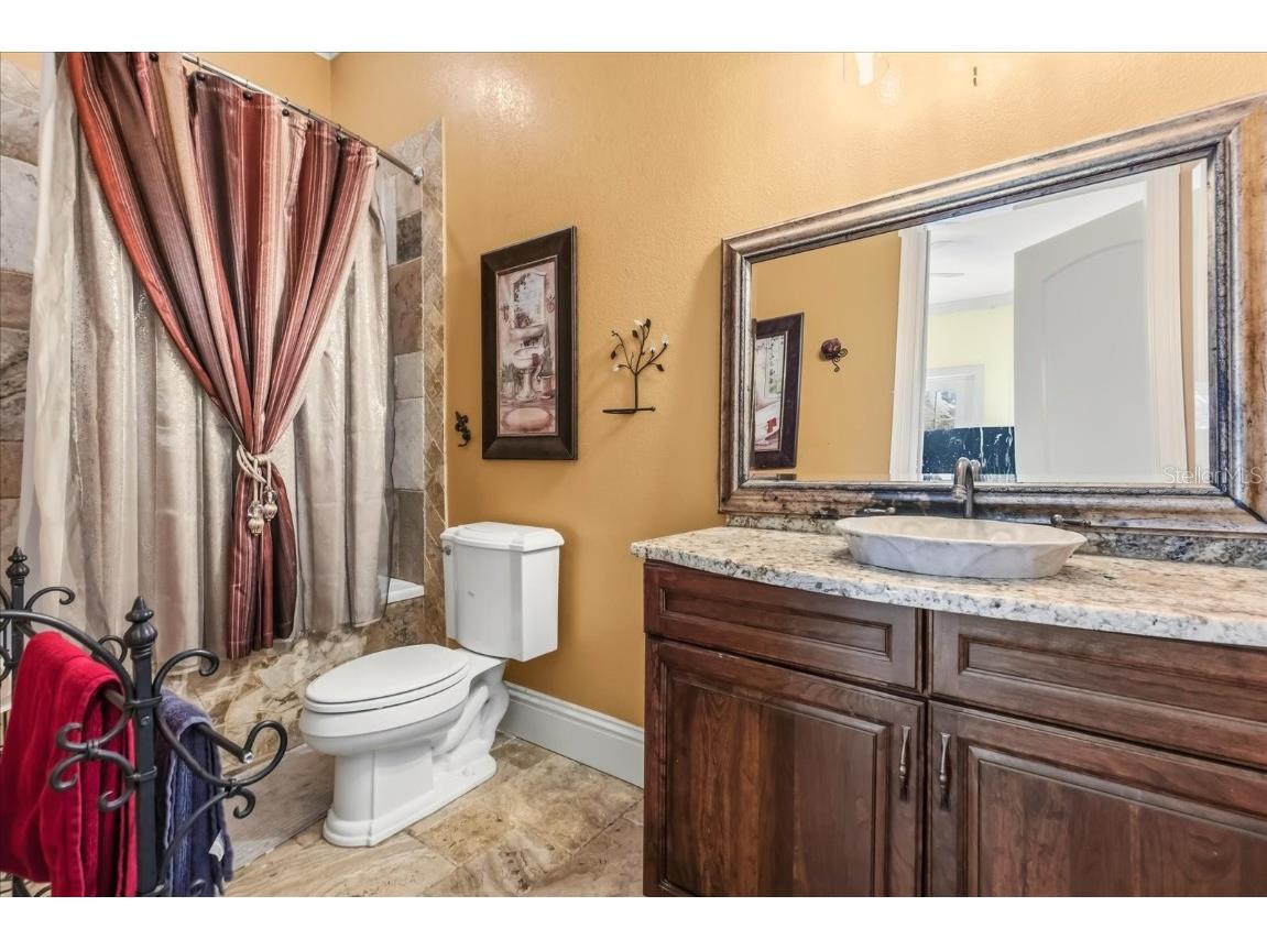 911 Jungle Avenue N Saint Petersburg FL 33710 O6358654 image26