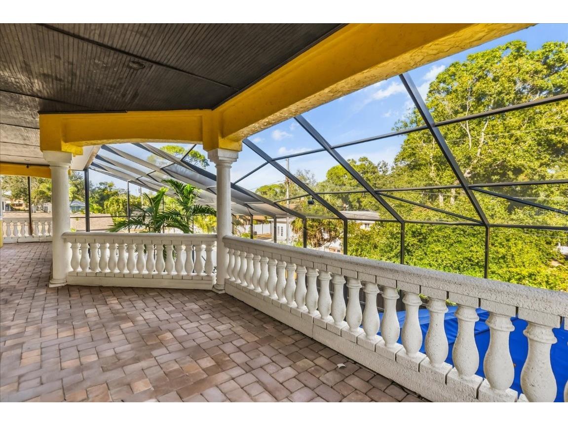 911 Jungle Avenue N Saint Petersburg FL 33710 O6358654 image33