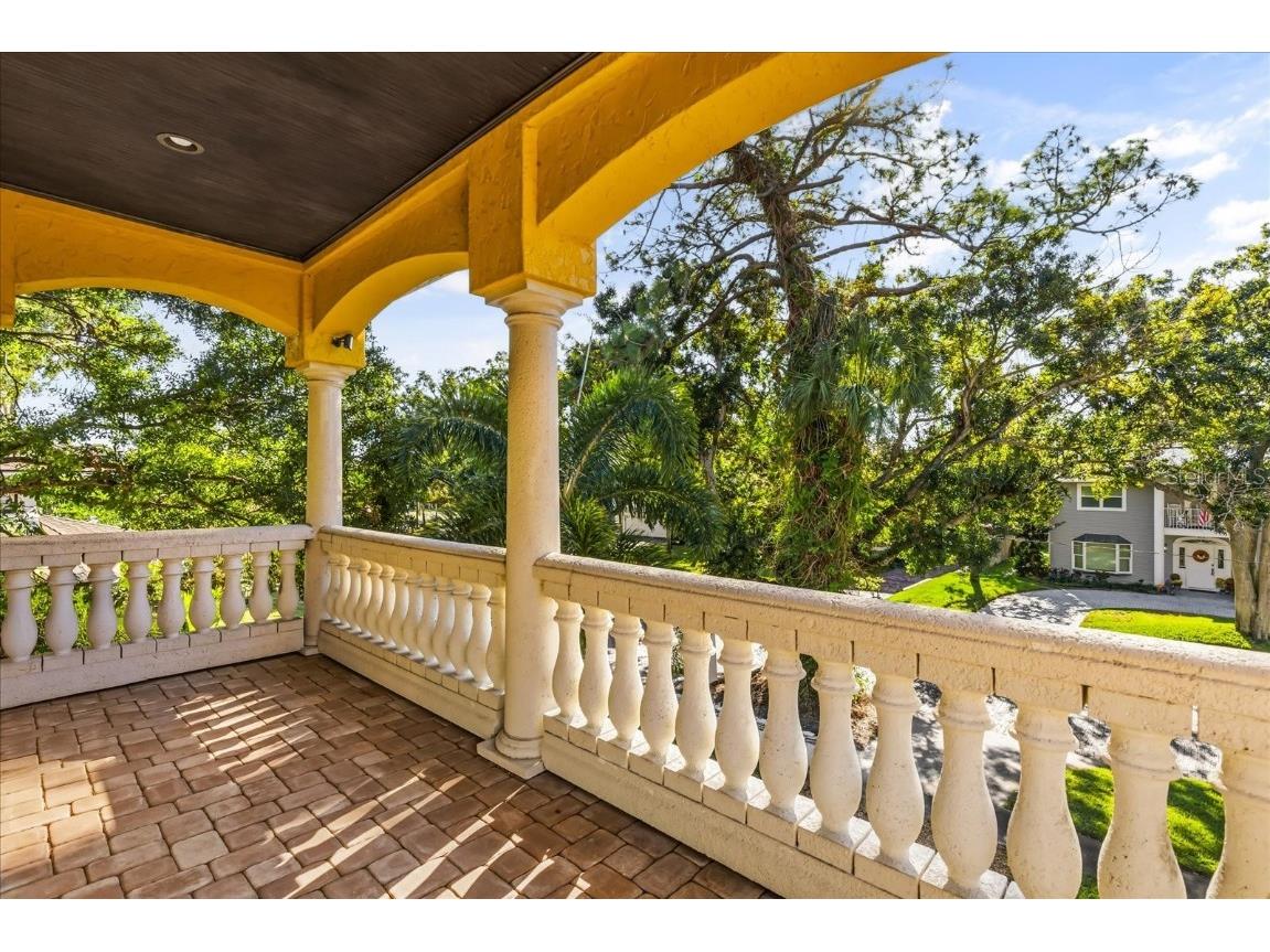 911 Jungle Avenue N Saint Petersburg FL 33710 O6358654 image47