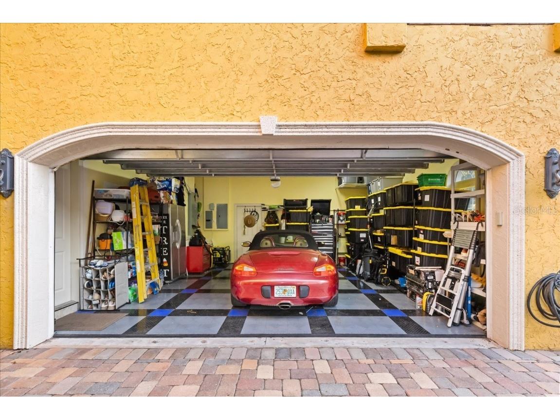 911 Jungle Avenue N Saint Petersburg FL 33710 O6358654 image65