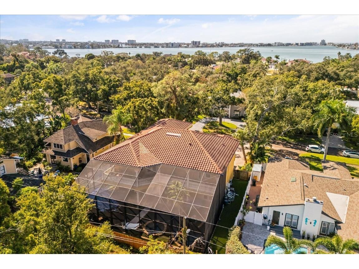 911 Jungle Avenue N Saint Petersburg FL 33710 O6358654 image66