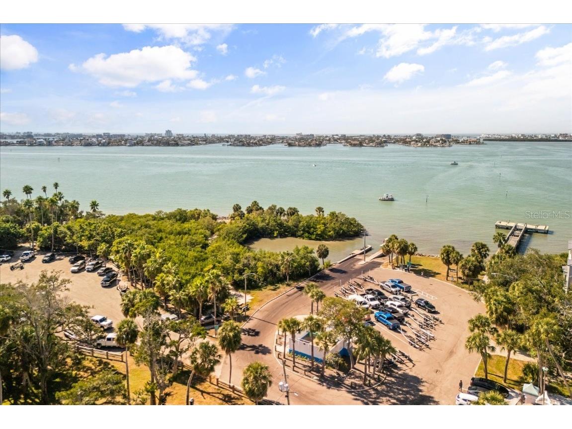 911 Jungle Avenue N Saint Petersburg FL 33710 O6358654 image74