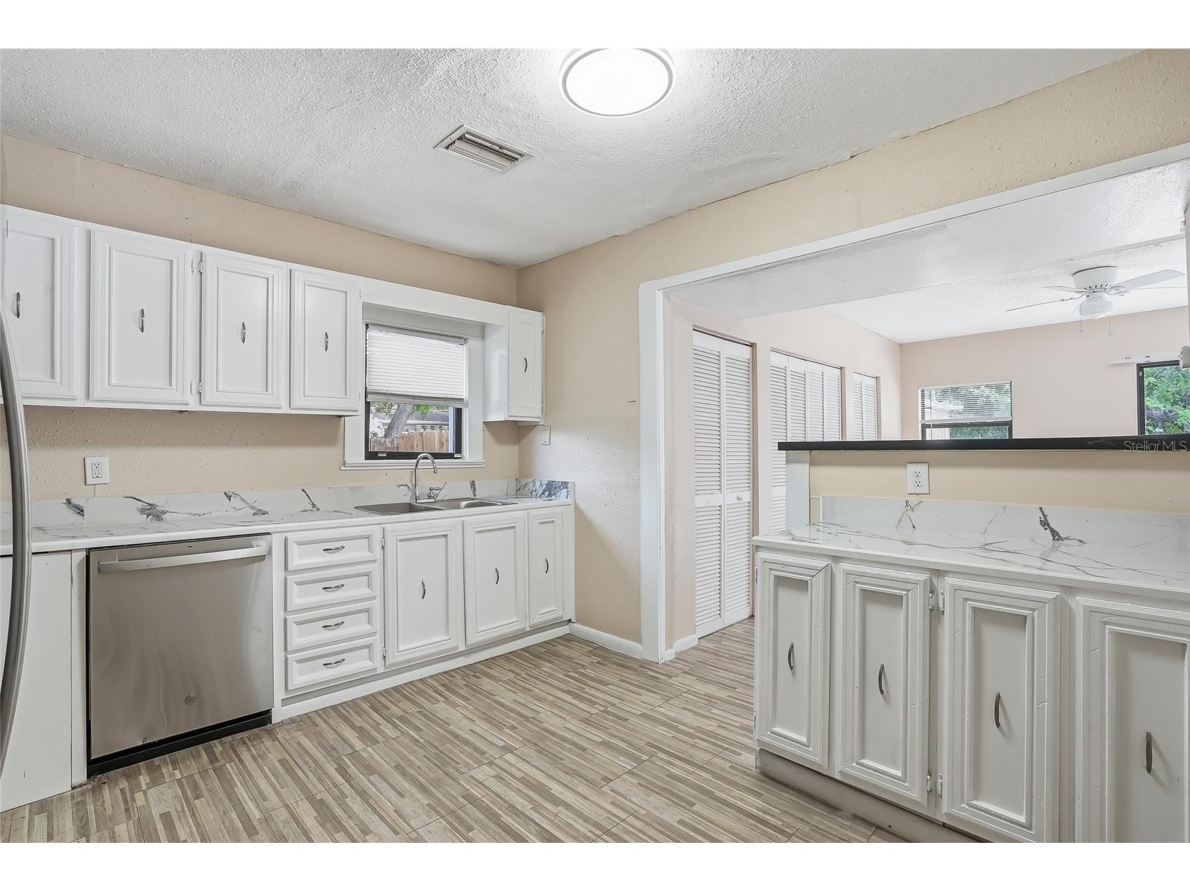 911 Magnolia Drive Clearwater FL 33756 TB8503026 image4