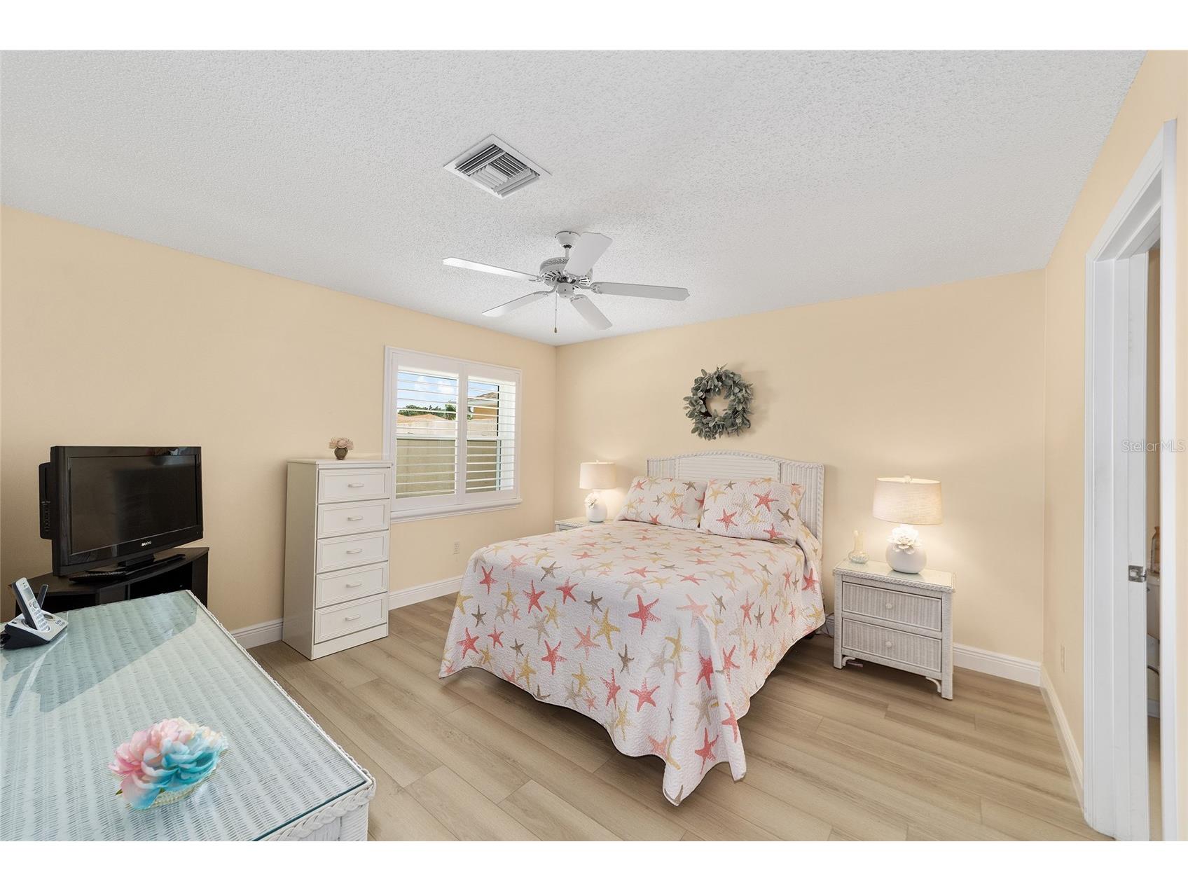 911 Medira Drive Lady Lake FL 32159 G5114357 image17