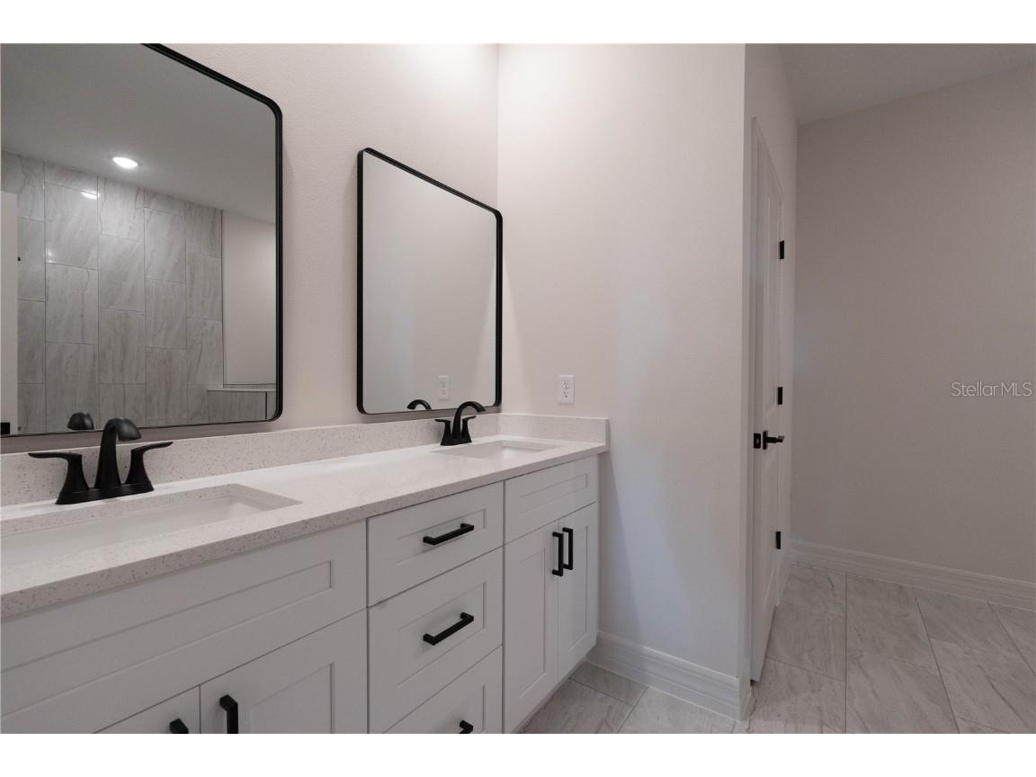 911 N New Hampshire Avenue Tavares FL 32778 O6371717 image22