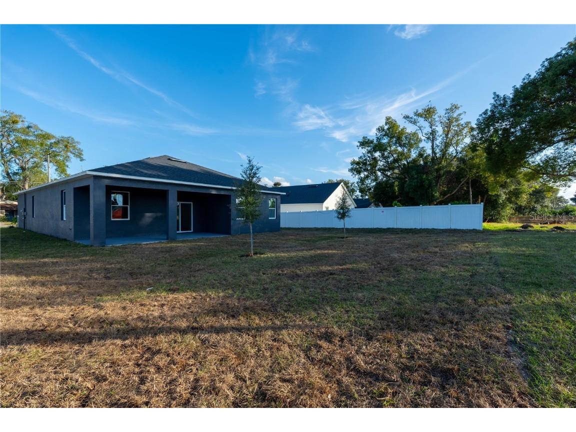 911 N New Hampshire Avenue Tavares FL 32778 O6371717 image47