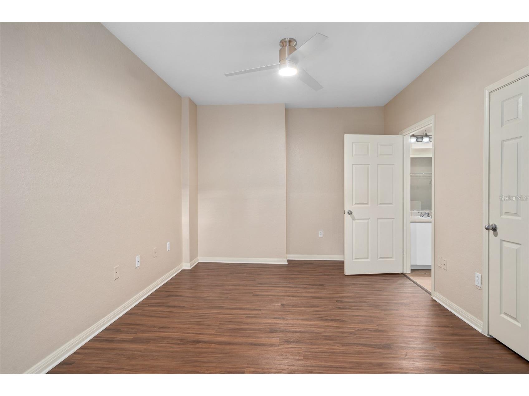 911 N Orange #511 Orlando FL 32801 O6378175 image12