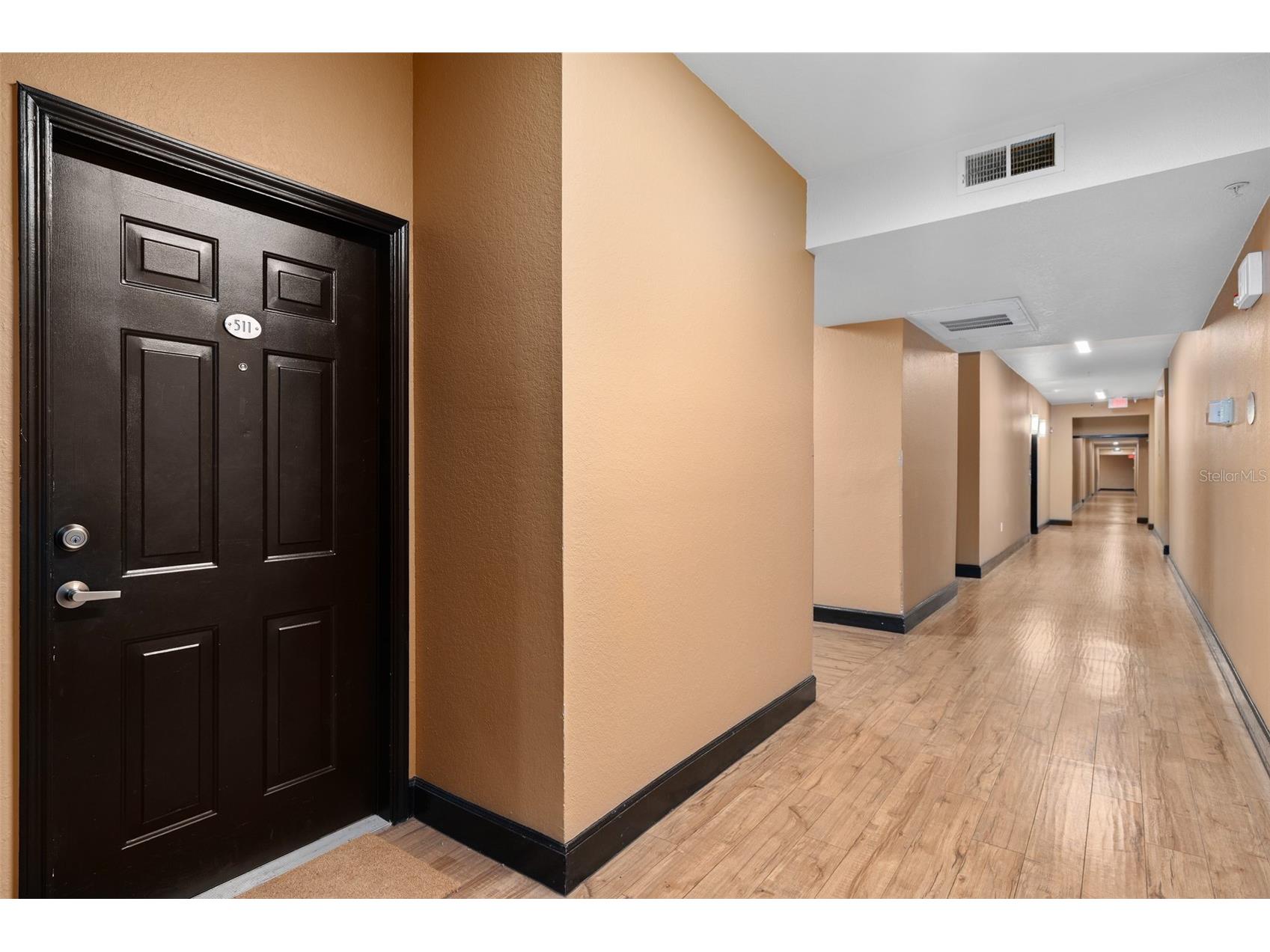 911 N Orange #511 Orlando FL 32801 O6378175 image2