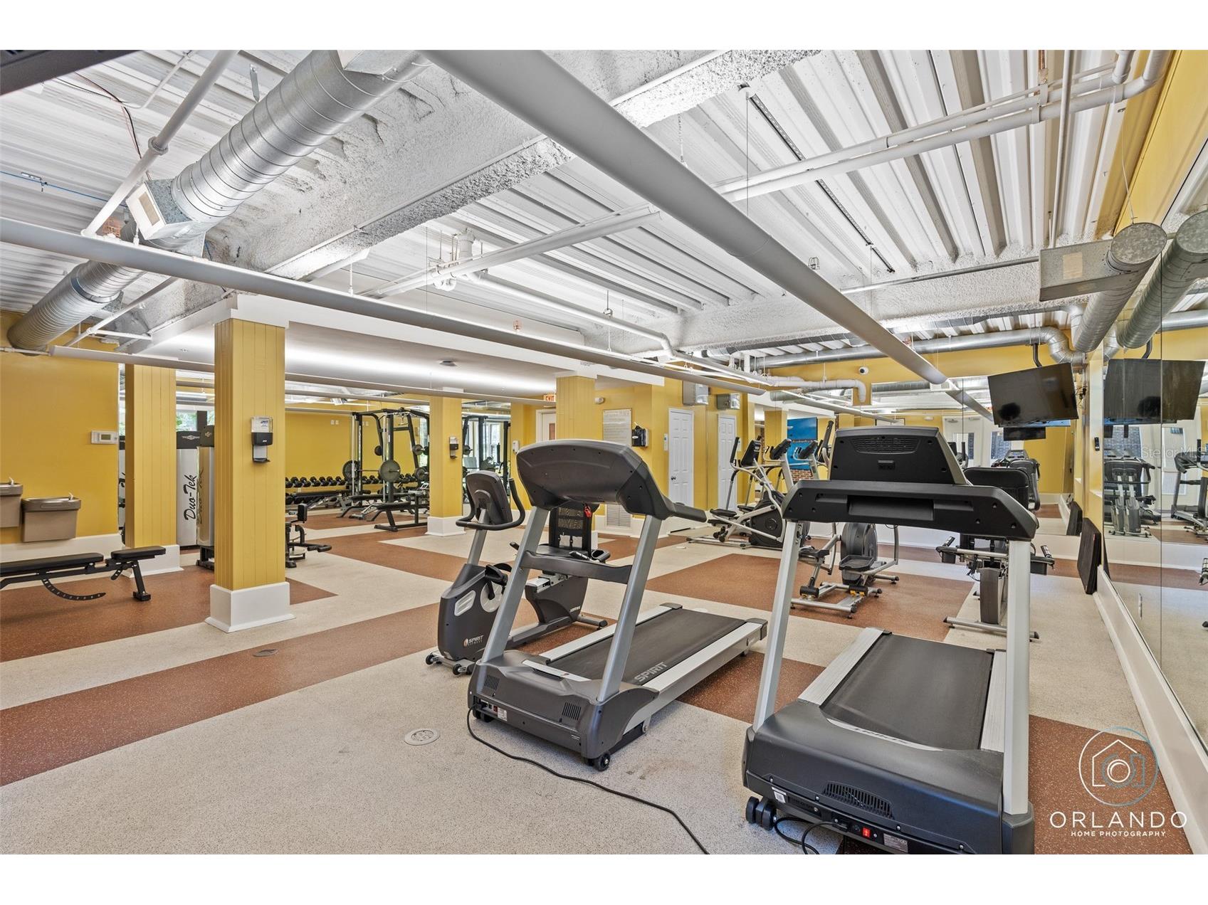 911 N Orange #511 Orlando FL 32801 O6378175 image38