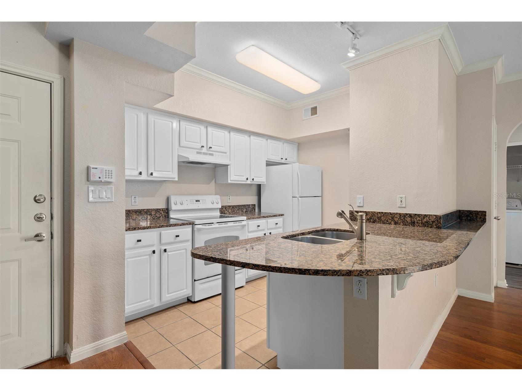 911 N Orange #511 Orlando FL 32801 O6378175 image6