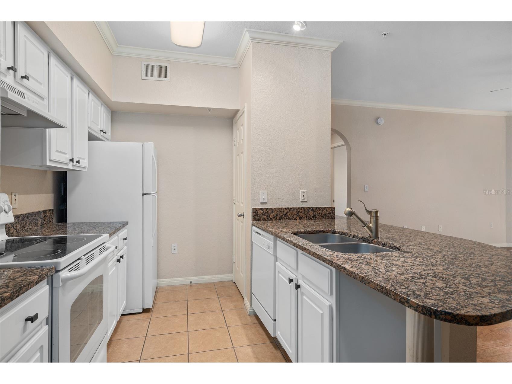 911 N Orange #511 Orlando FL 32801 O6378175 image7