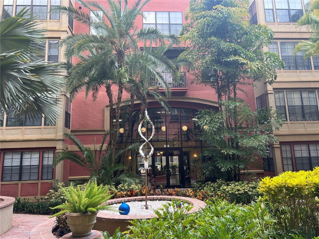 911 N Orange Avenue #127 Orlando FL 32801 O6342846 image2