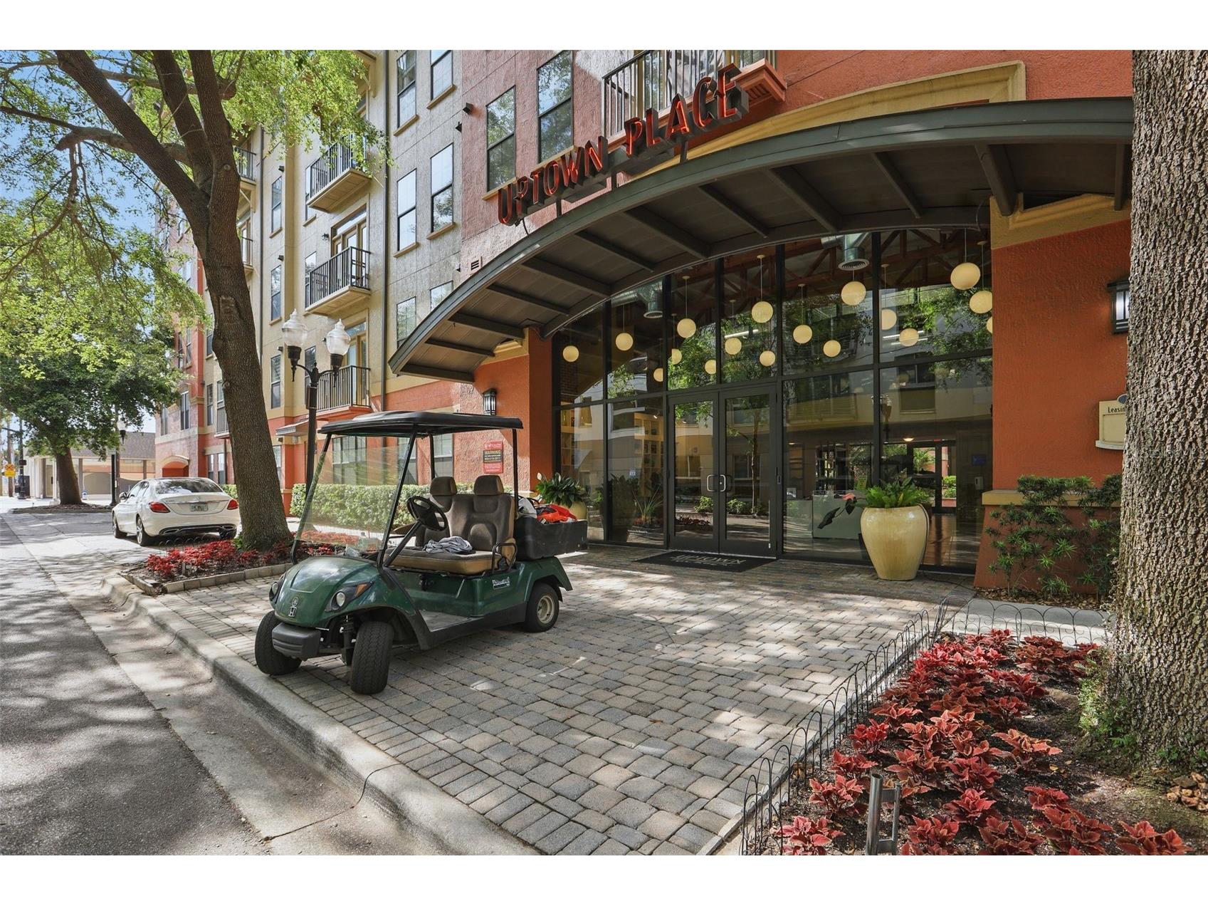 911 N Orange Avenue #409 Orlando FL 32801 O6417806 image1