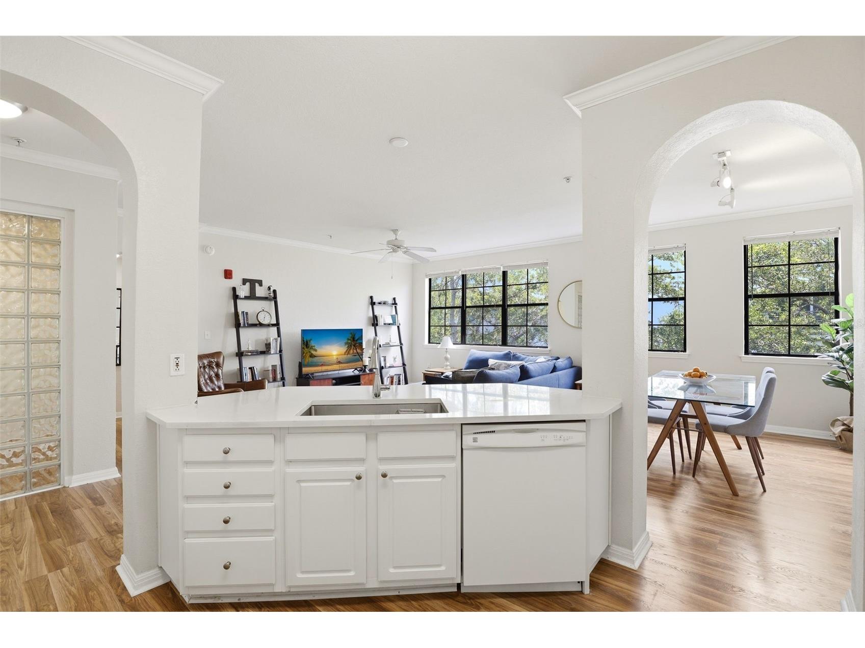 911 N Orange Avenue #521 Orlando FL 32801 O6405532 image11