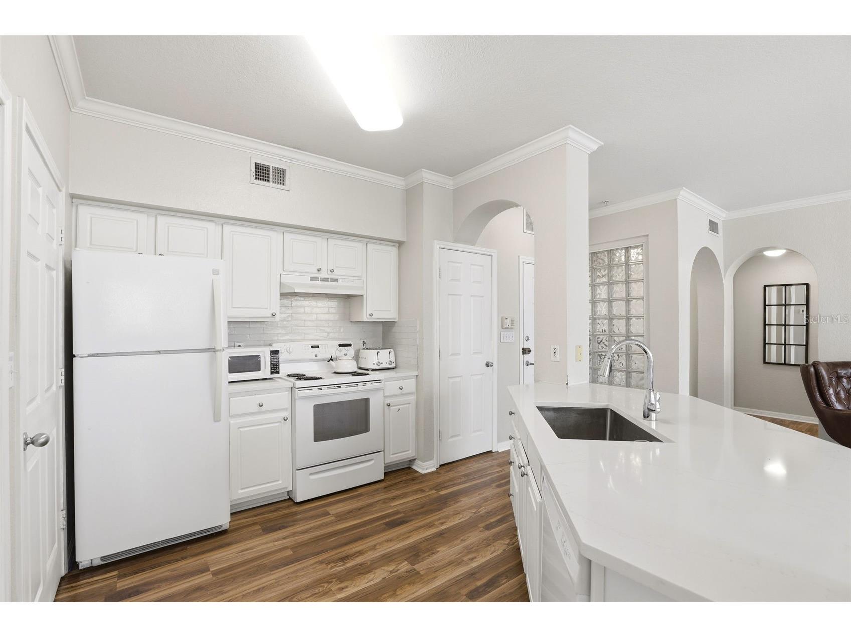 911 N Orange Avenue #521 Orlando FL 32801 O6405532 image12