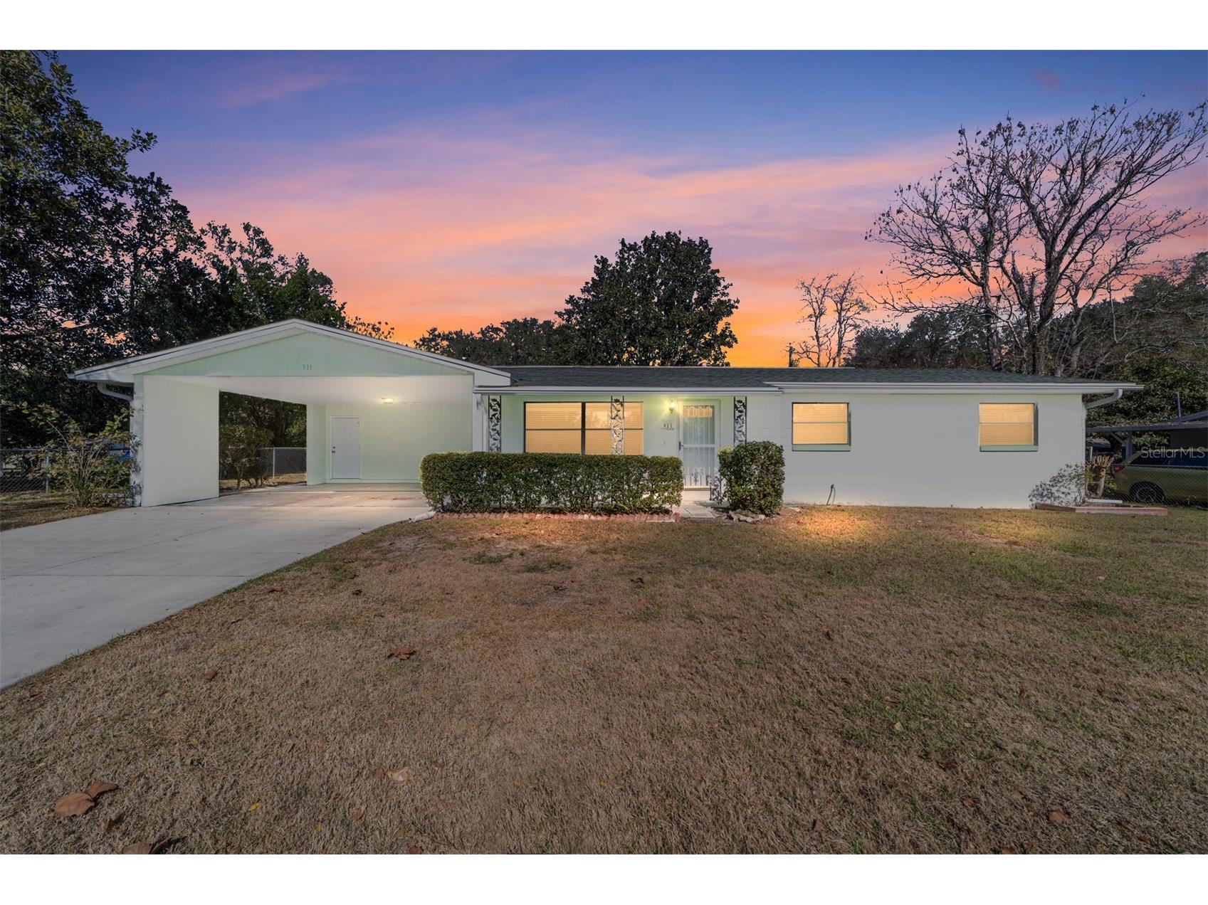 911 NE 45th Street Ocala FL 34479 OM716781 image1