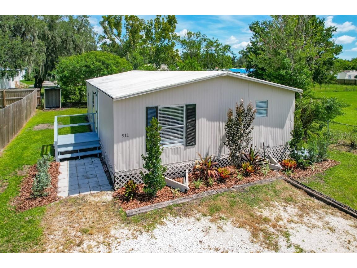 911 NW 7th Street Mulberry FL 33860 TB8417354 image1