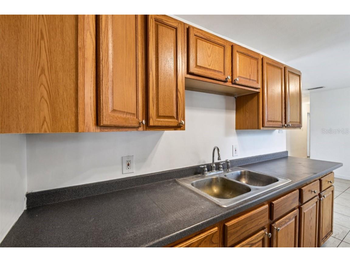 911 Shady Park Terrace Daytona Beach FL 32117 O6354196 image11