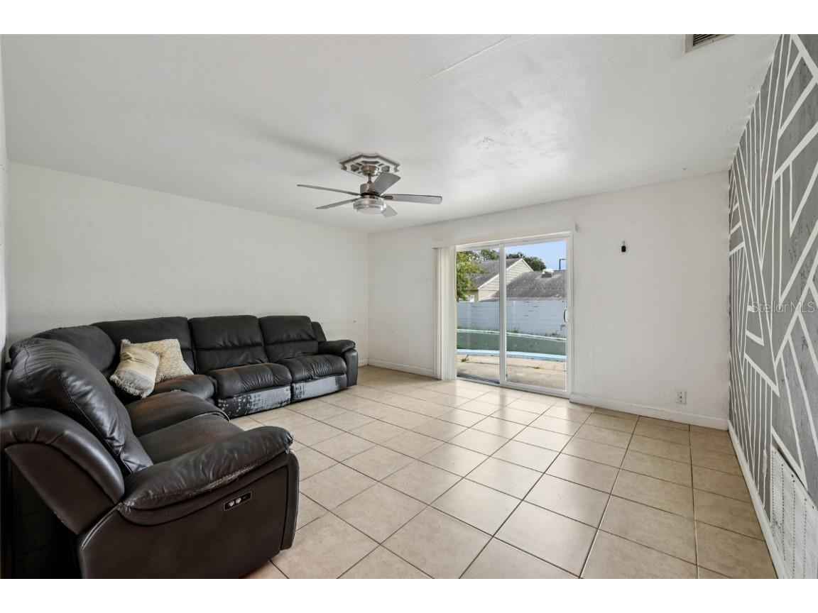 911 Shady Park Terrace Daytona Beach FL 32117 O6354196 image4