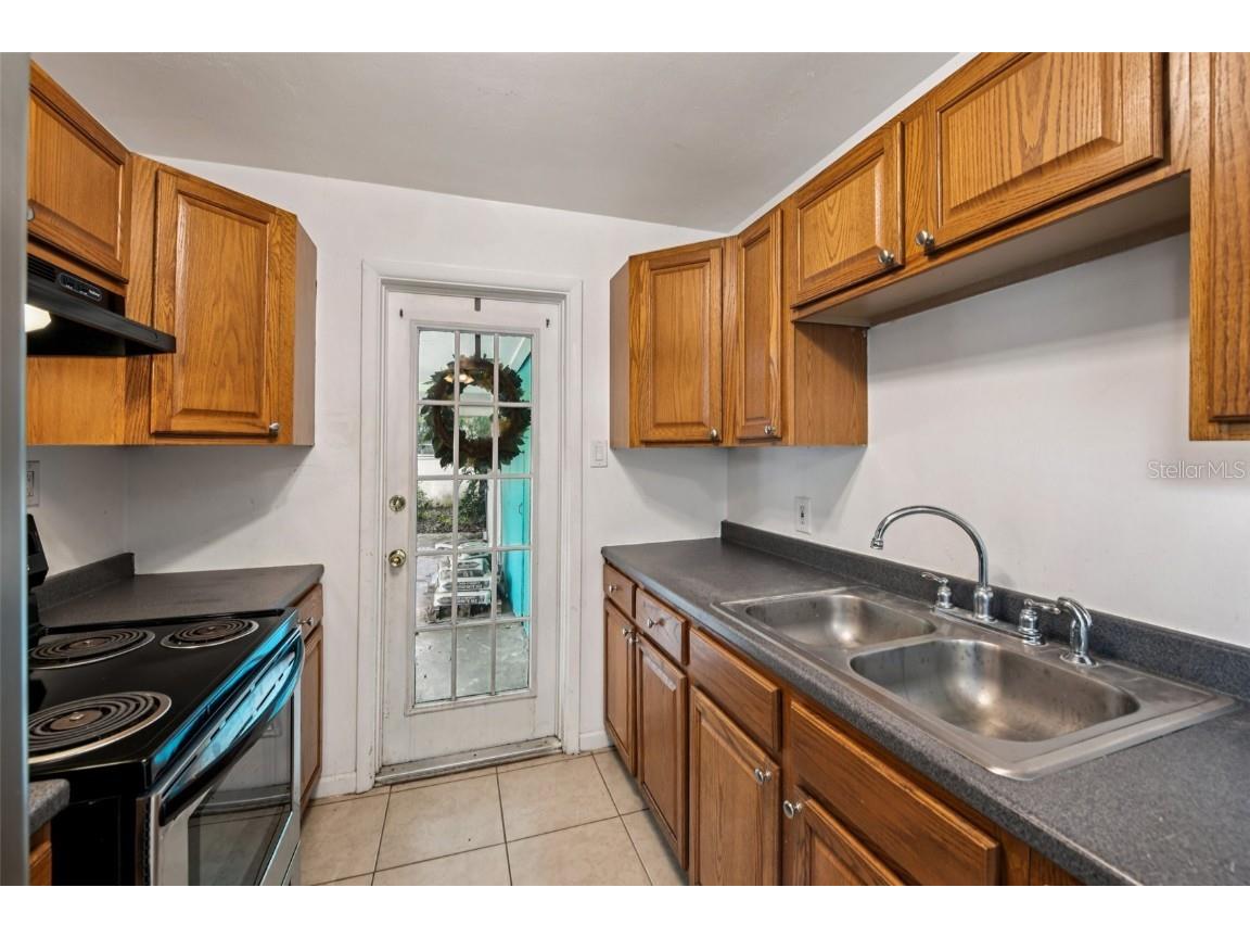 911 Shady Park Terrace Daytona Beach FL 32117 O6354196 image9