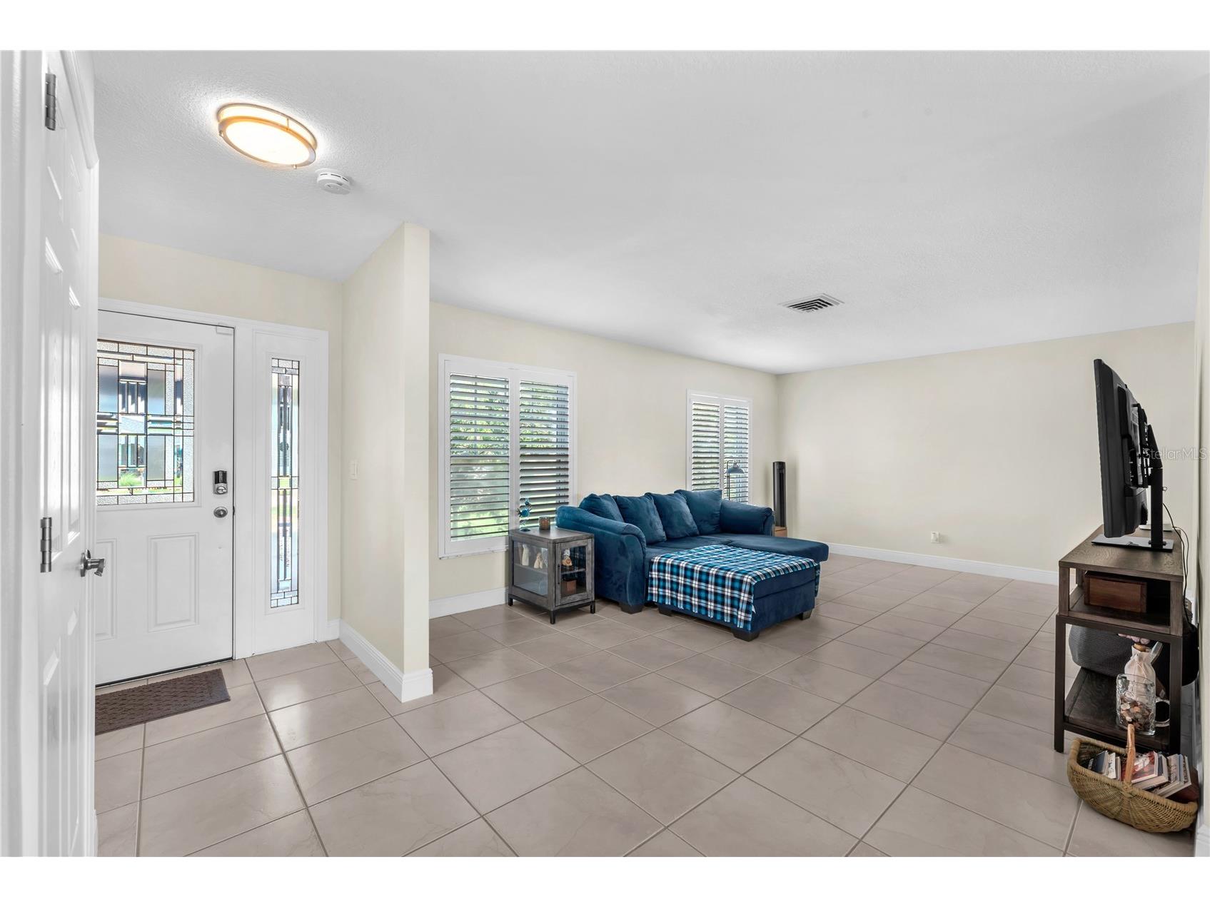 911 Silver Palm Way Apollo Beach FL 33572 TB8496129 image10