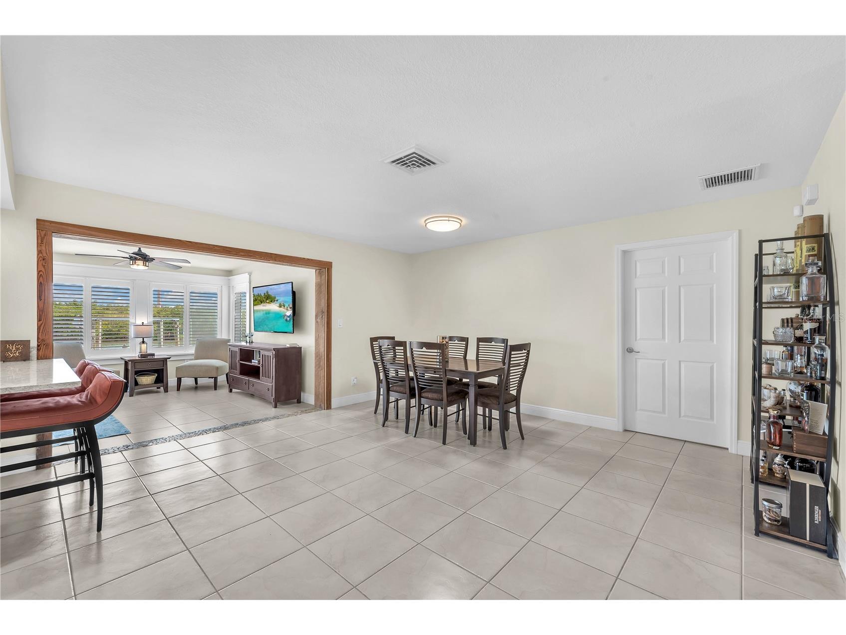 911 Silver Palm Way Apollo Beach FL 33572 TB8496129 image12