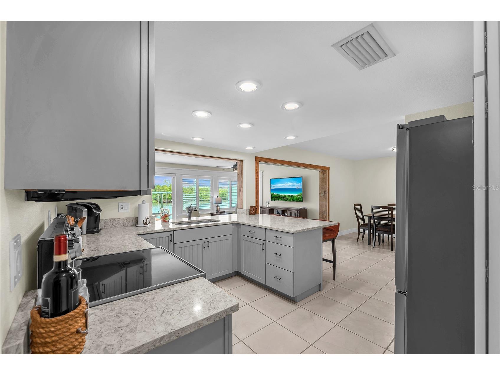 911 Silver Palm Way Apollo Beach FL 33572 TB8496129 image19