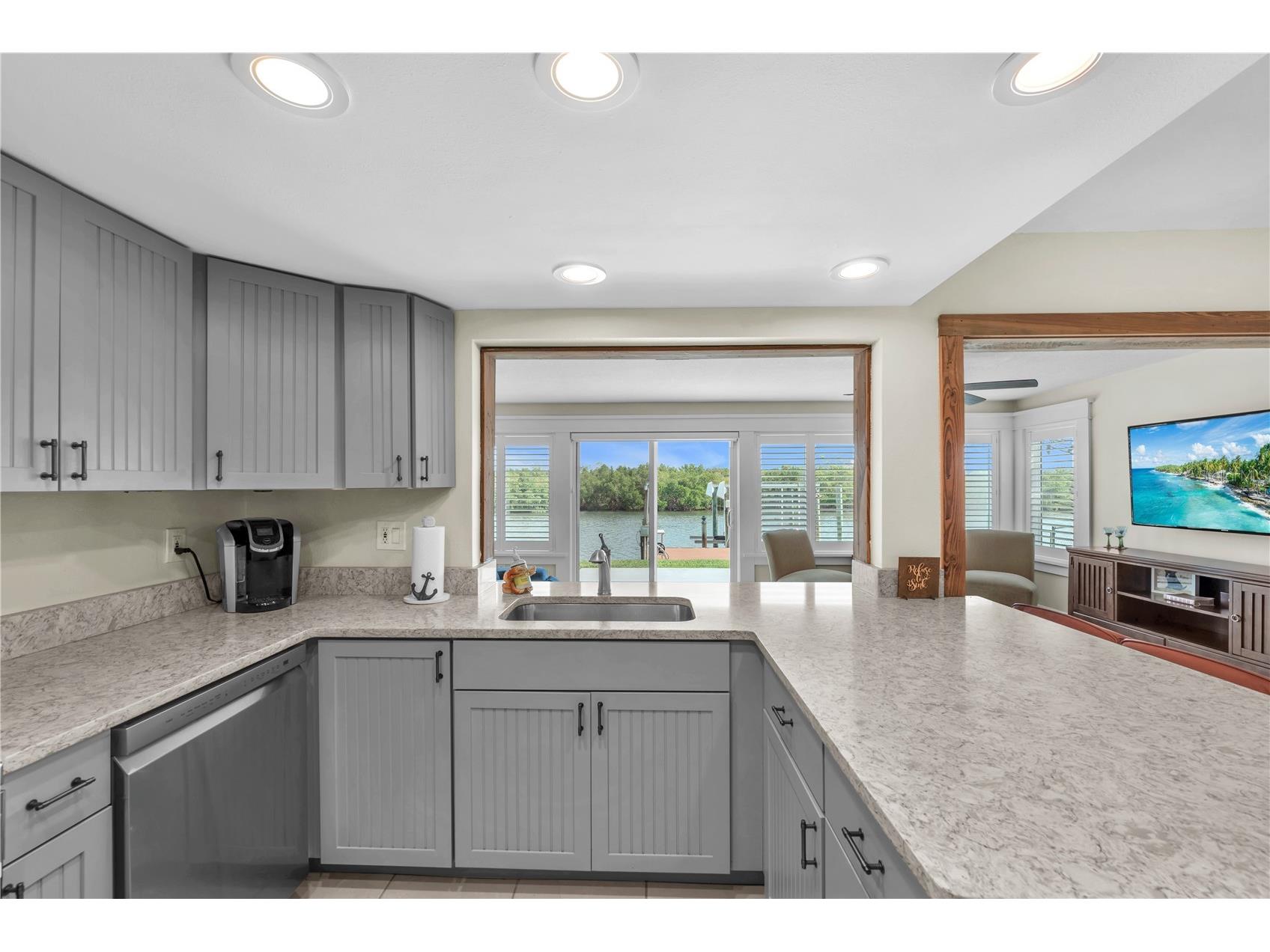 911 Silver Palm Way Apollo Beach FL 33572 TB8496129 image21