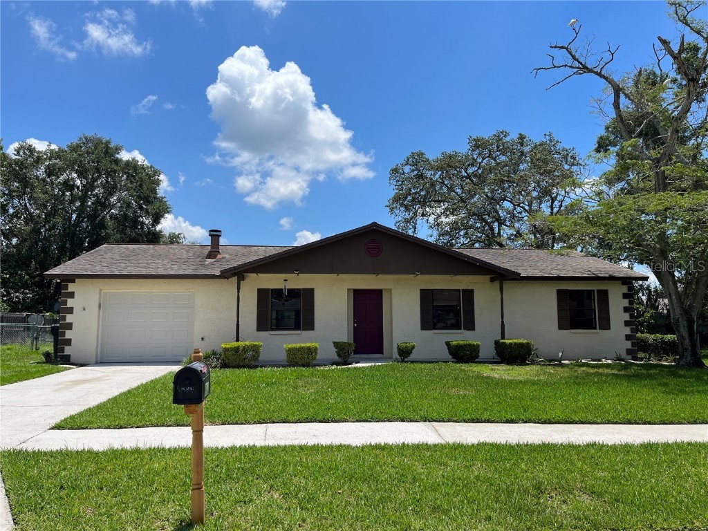 911 Silver Ridge Way Valrico FL 33594 T3452894 image1