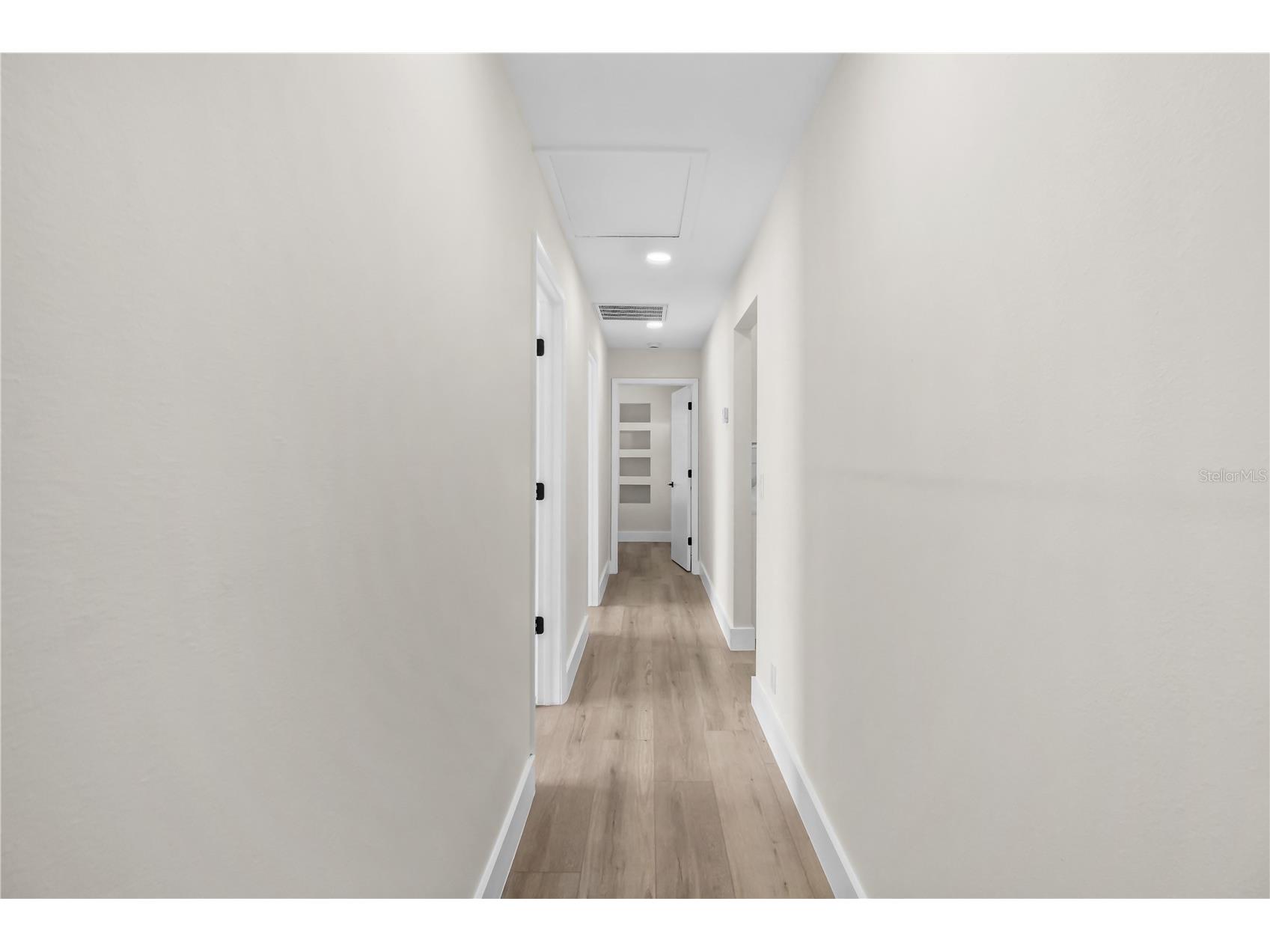 911 Valley View Circle Palm Harbor FL 34684 TB8512051 image22