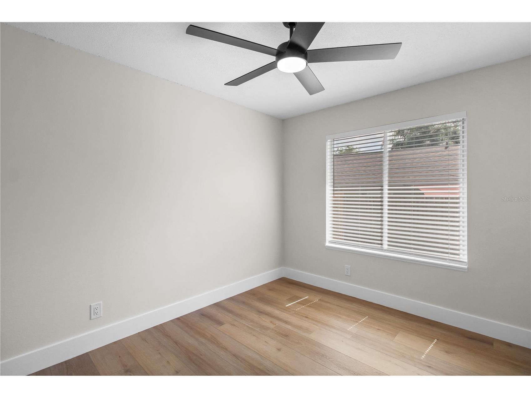 911 Valley View Circle Palm Harbor FL 34684 TB8512051 image30