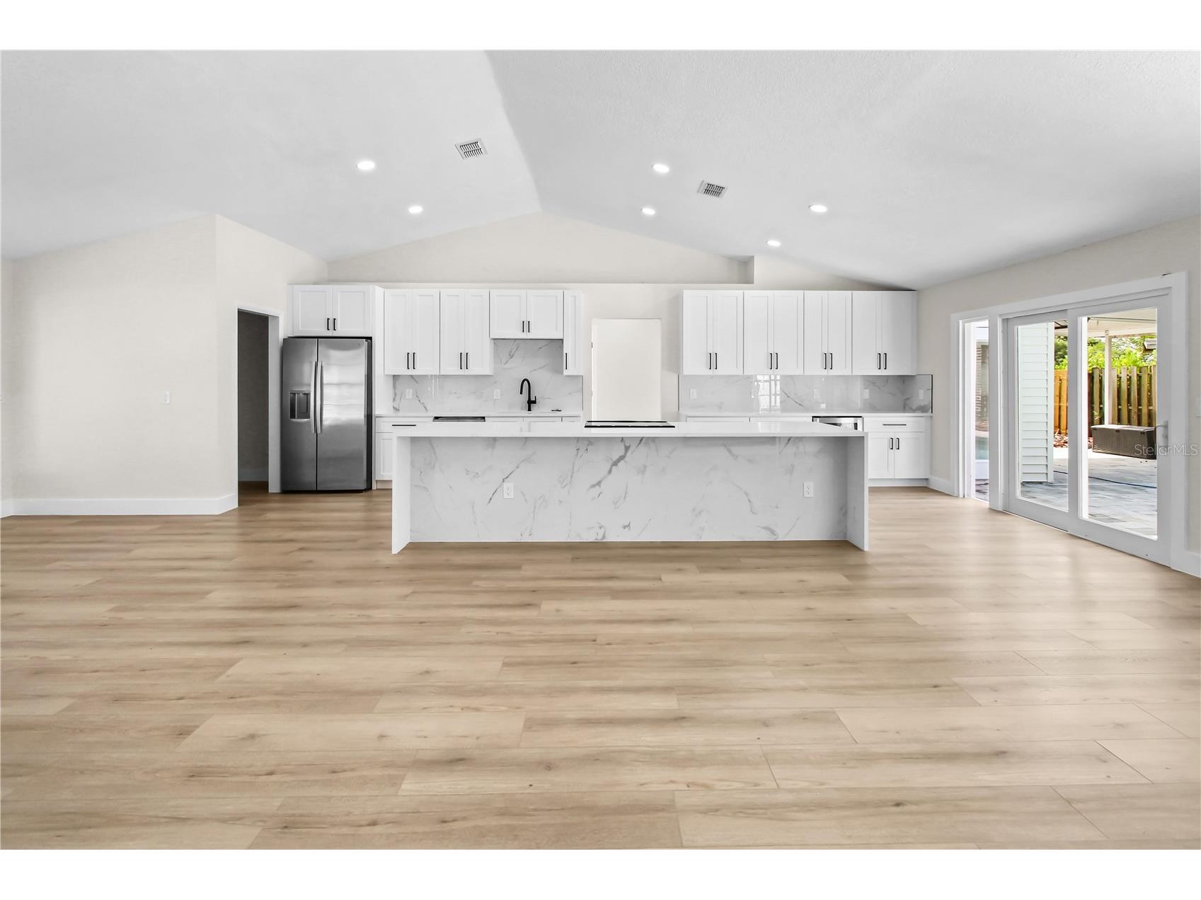 911 Valley View Circle Palm Harbor FL 34684 TB8512051 image4