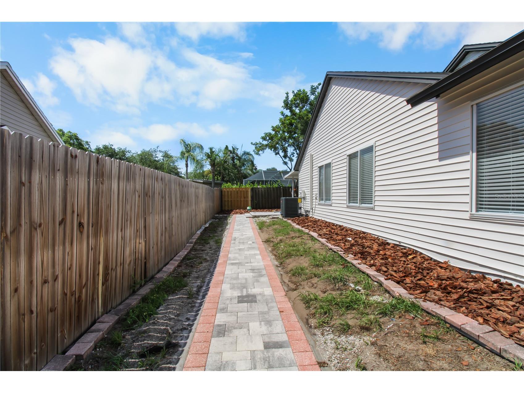 911 Valley View Circle Palm Harbor FL 34684 TB8512051 image41