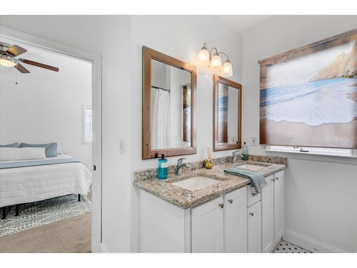 911 W Candlewood Avenue Tampa FL 33603 TB8447870 image23