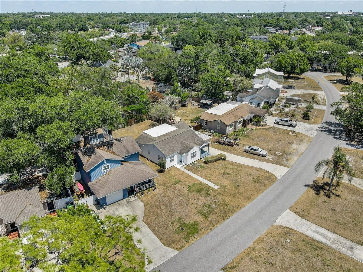 911 W Candlewood Avenue Tampa FL 33603 TB8447870 image44