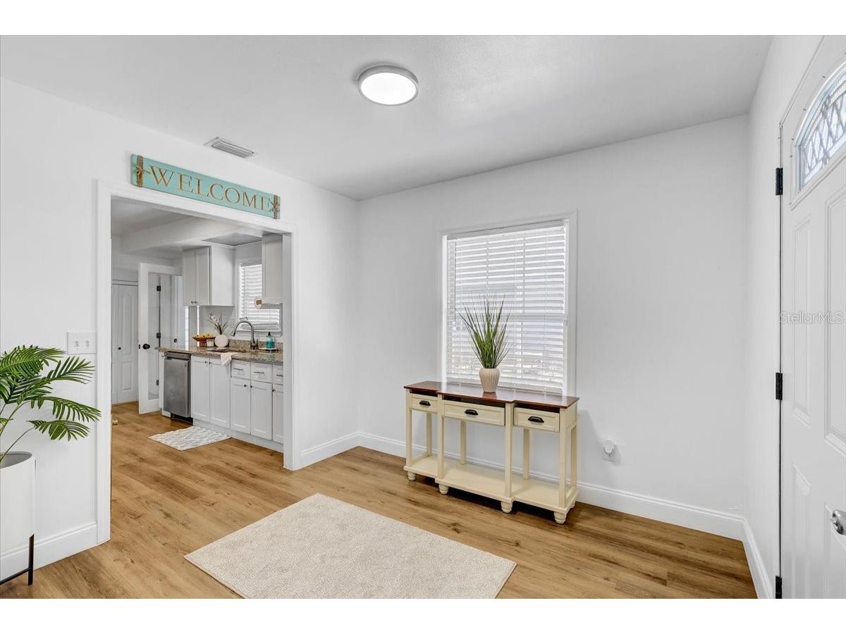 911 W Candlewood Avenue Tampa FL 33603 TB8447870 image5