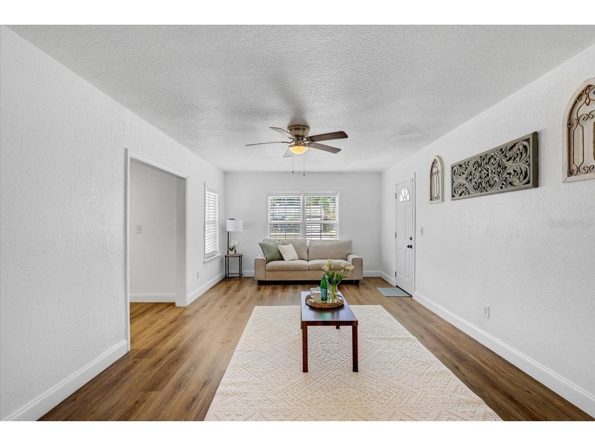 911 W Candlewood Avenue Tampa FL 33603 TB8447870 image9
