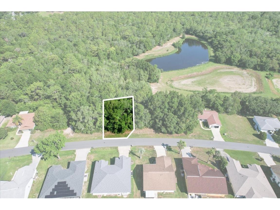 911 W Colbert Court Beverly Hills FL 34465 TB8446394 image1