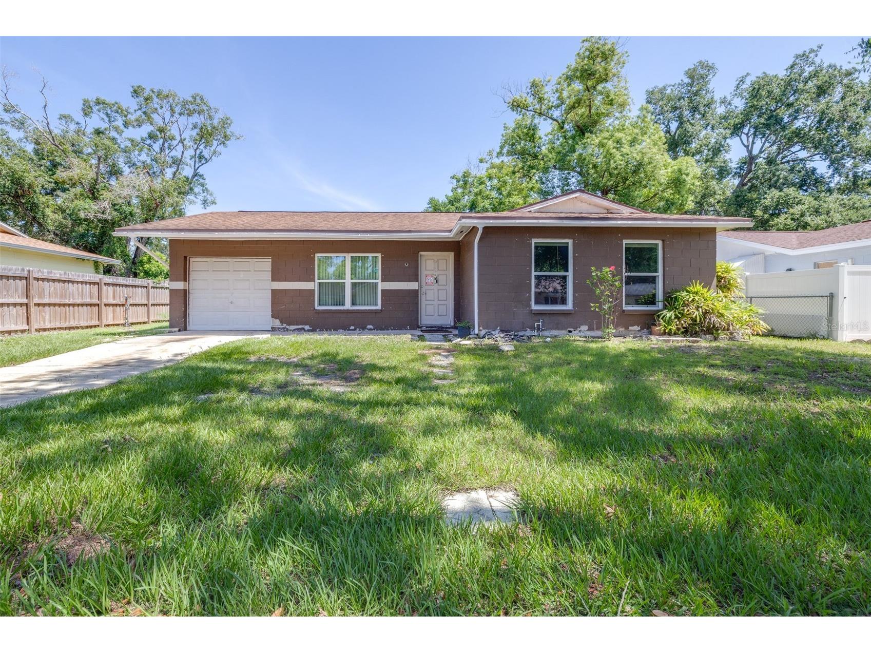 911 W Gaston Place Tampa FL 33604 L4963755 image3