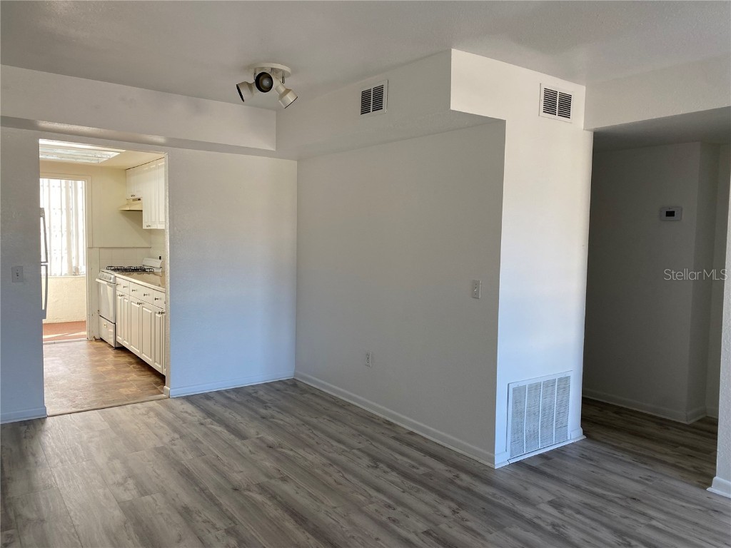 911 Washington Avenue #212 Largo FL 33770 U8244173 image4