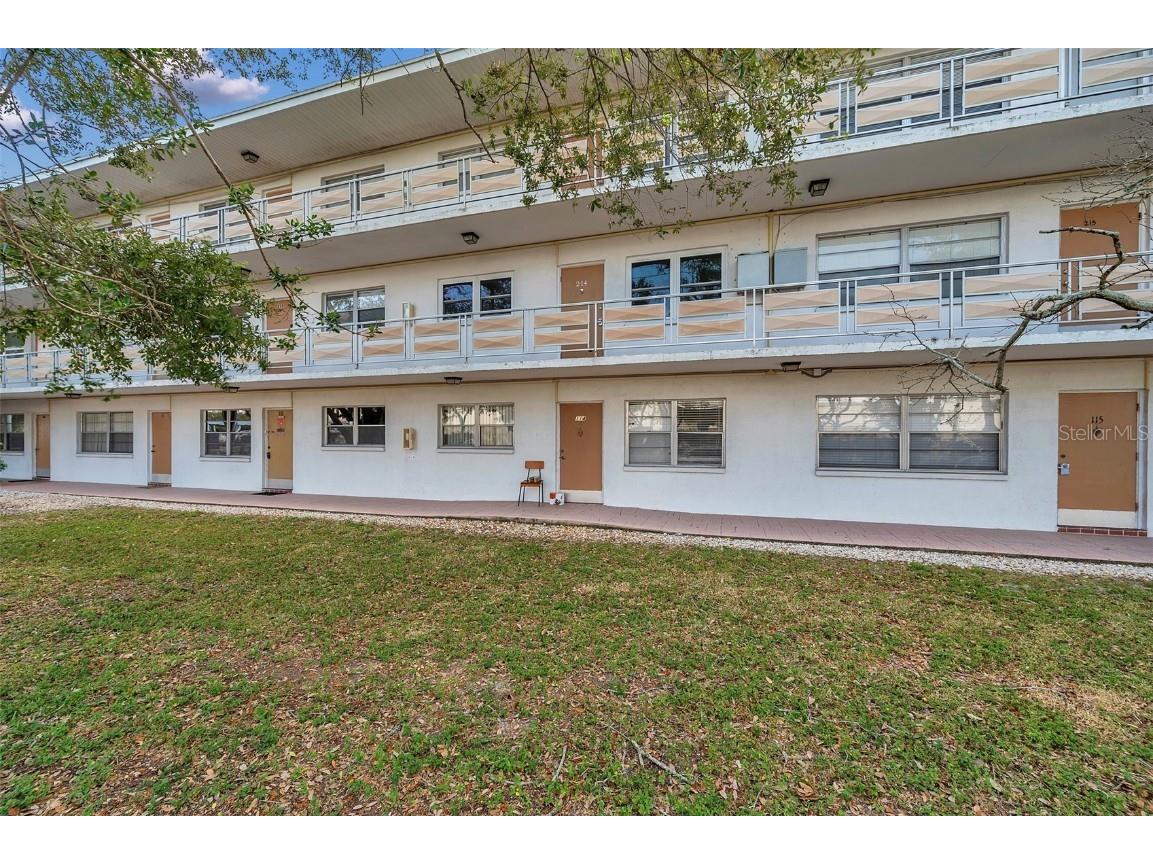 911 Washington Avenue #214 Largo FL 33770 TB8303417 image1