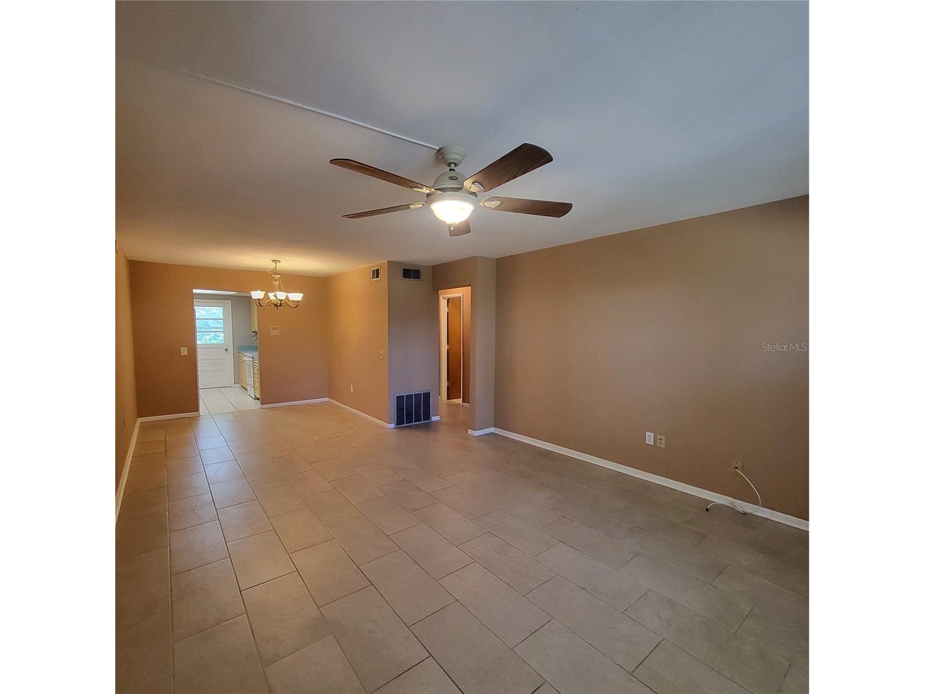 911 Washington Avenue #306 Largo FL 33770 TB8474832 image2