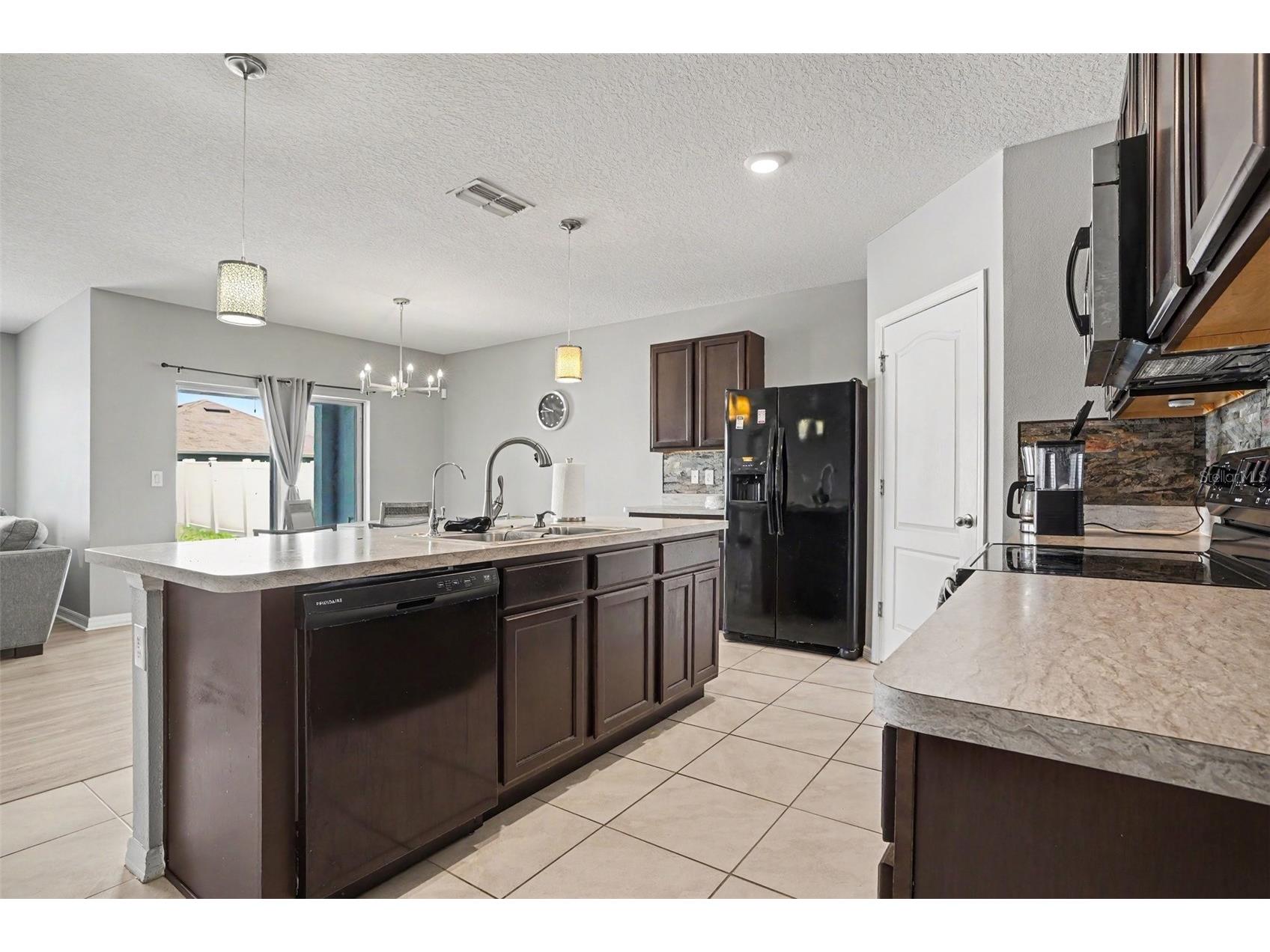 911 Waterville Dr Auburndale FL 33823 TB8508539 image5