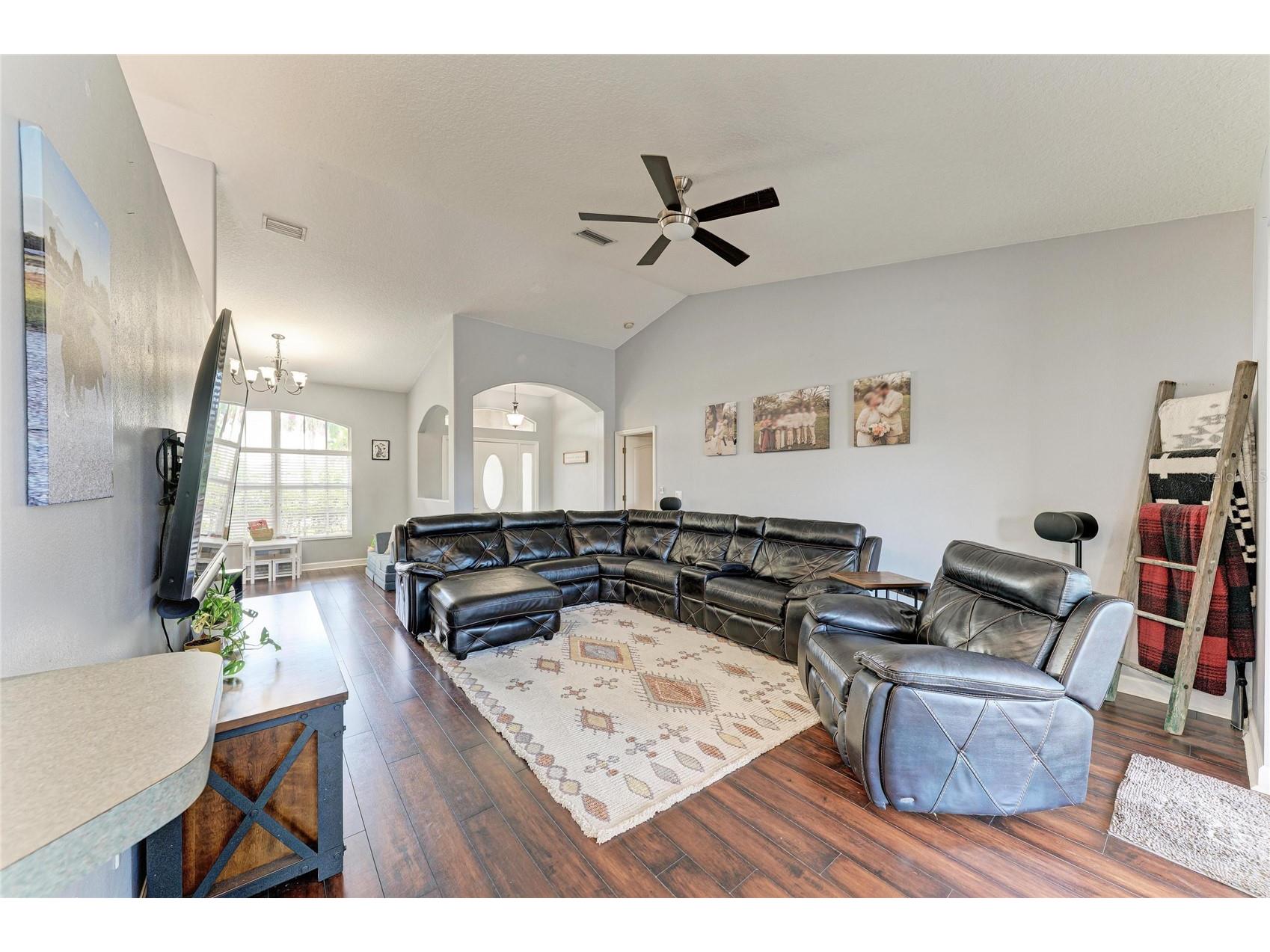 9110 64th Court E Parrish FL 34219 A4698033 image7