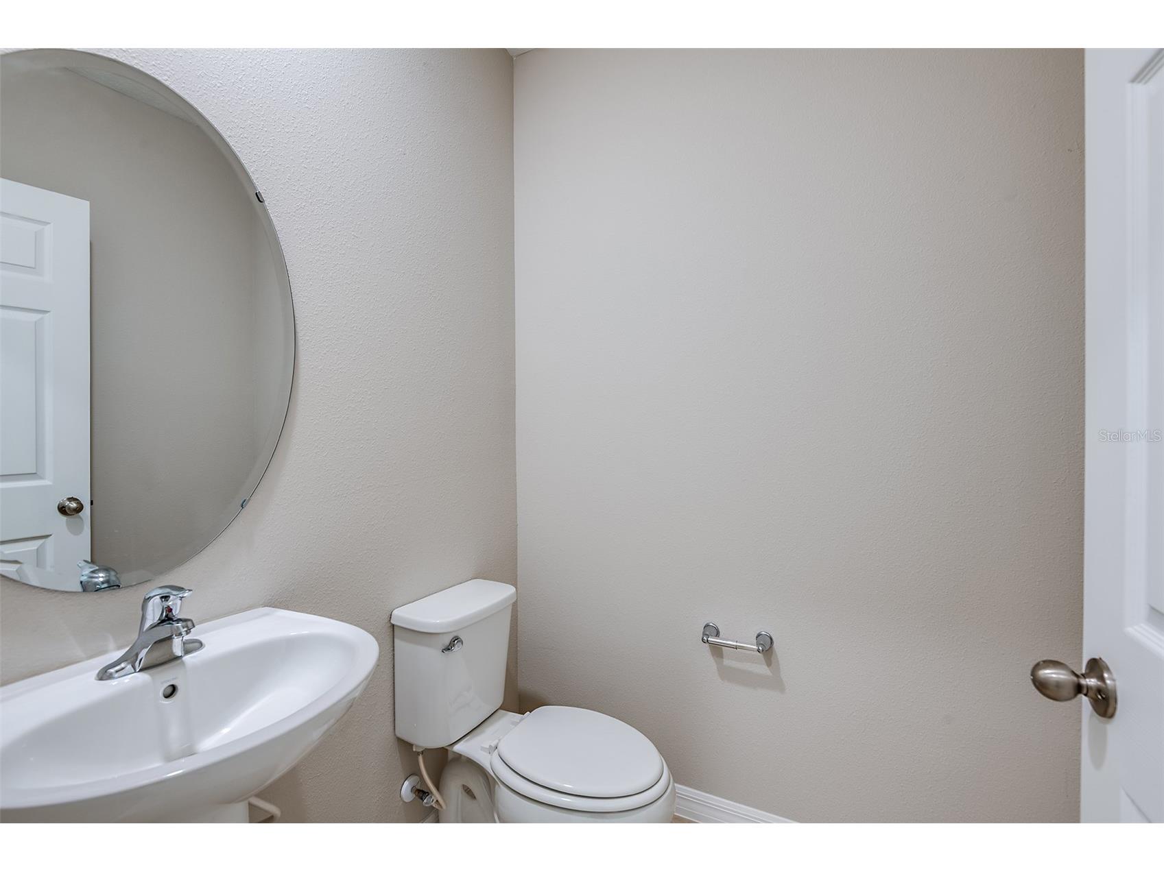 9110 Belleview Forest Pass Dade City FL 33525 TB8512143 image19