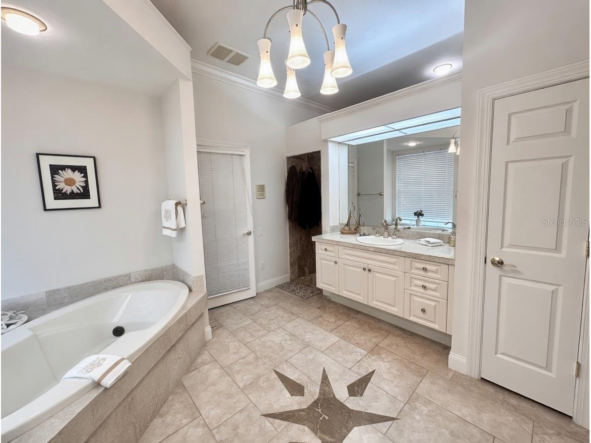 9110 Deer Court Venice FL 34293 - LAKE GERALDINE LAKE 2- 30 ACRE R4911085 image16